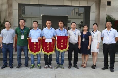 努力拼搏，打造最強執行力團隊——記棟方軍訓匯演